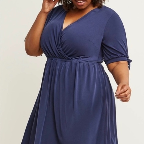 Lane Bryant Dresses & Skirts - NWT Plus Women’s Lane Bryant Navy Blue Faux Wrap Fit & Flare Slash Sleeve With